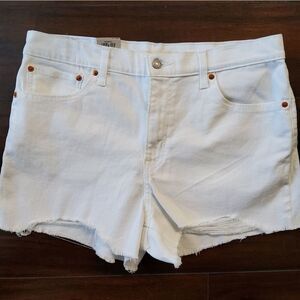 Levi's Women's High Rise White Shorts Size 16/W33